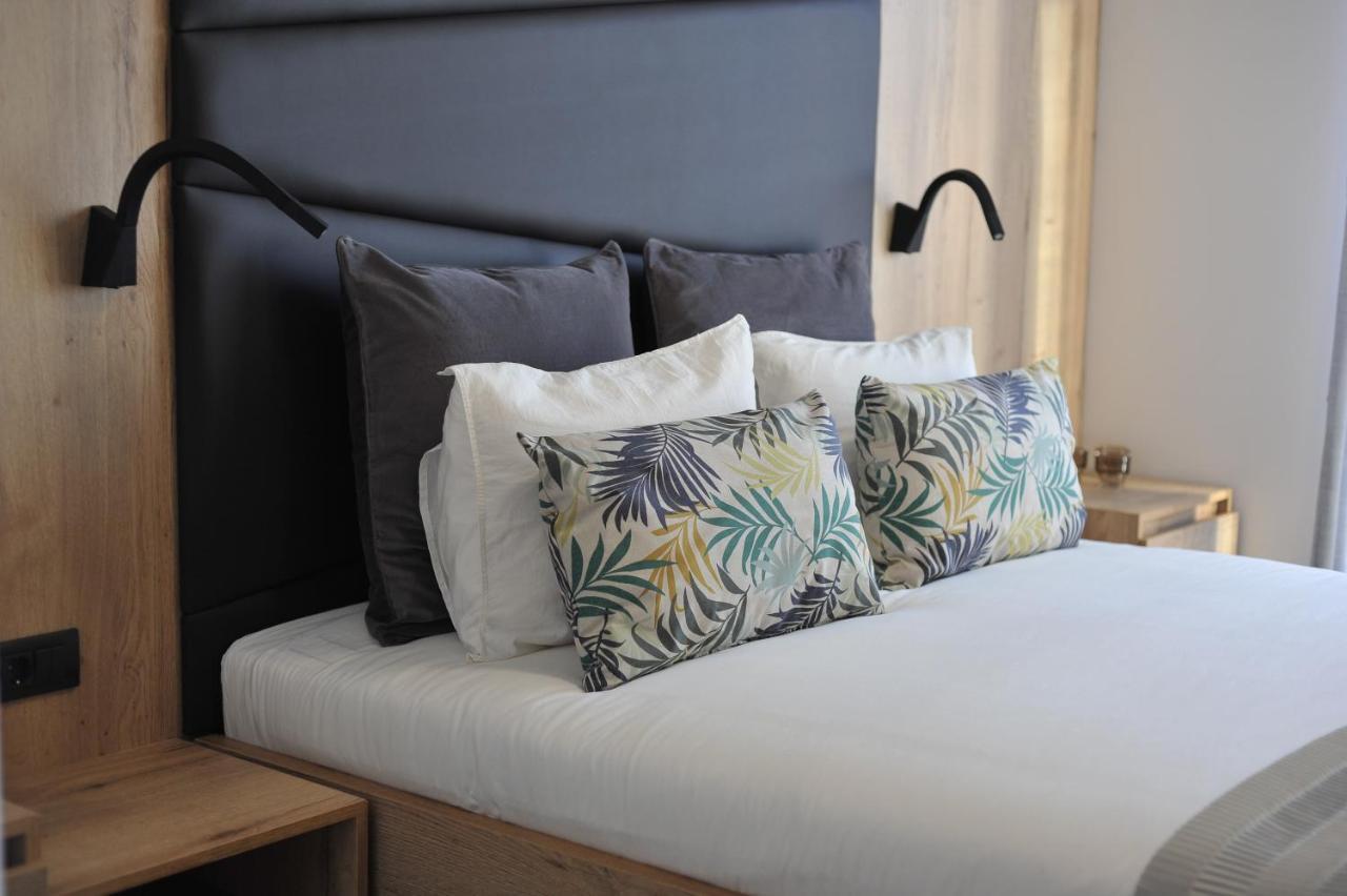 Azur Bed & Breakfast Нови Винодолски Екстериор снимка