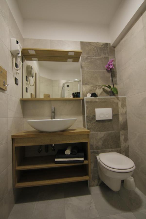 Azur Bed & Breakfast Нови Винодолски Екстериор снимка