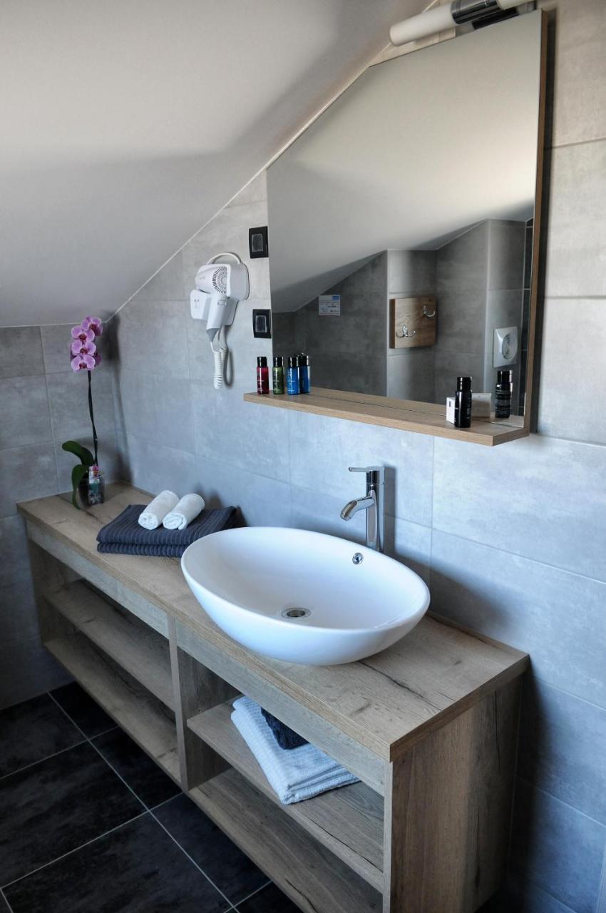 Azur Bed & Breakfast Нови Винодолски Екстериор снимка
